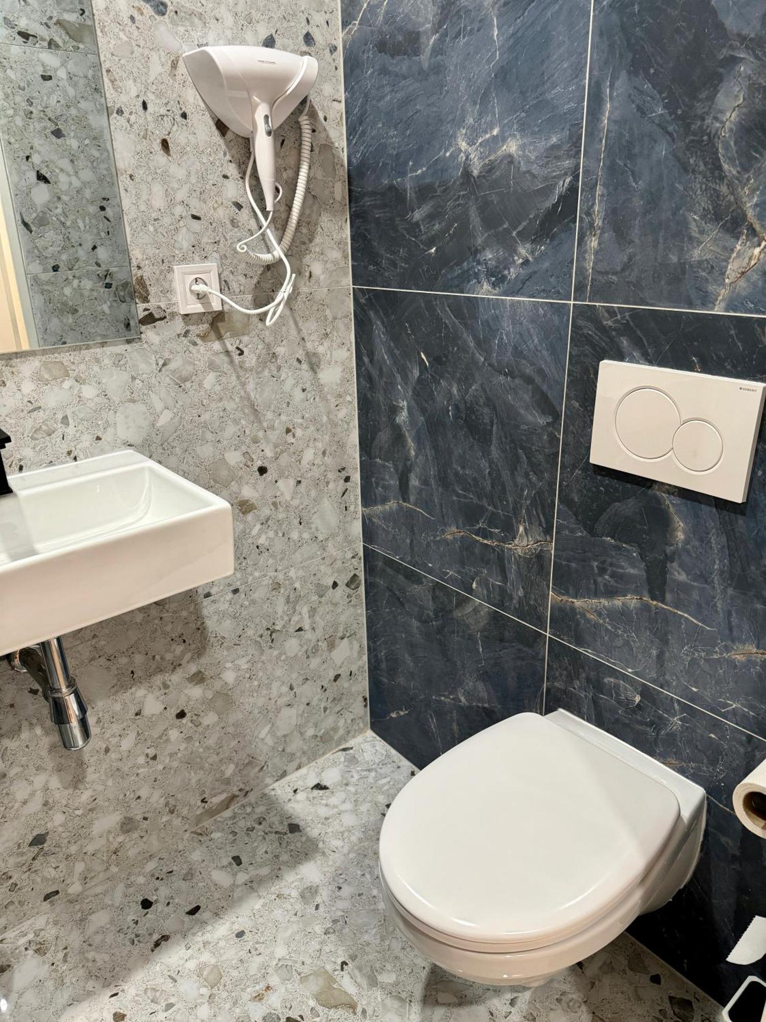 Zitna Downtown Apartments Прага Екстер'єр фото